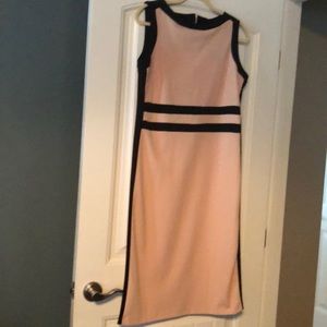 Sleeveless midi dress
